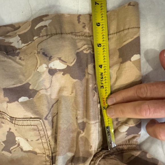 Anthropologie, the wanderer camo shorts size 26 nwt - Picture 6 of 7